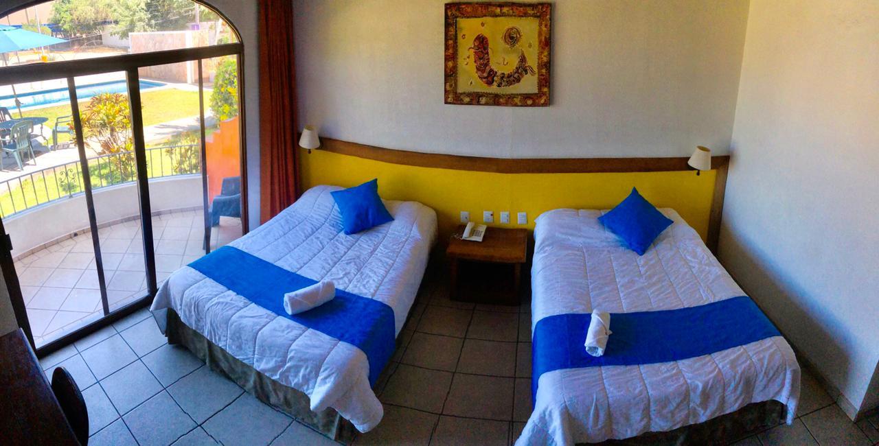 Hotel Pez Vela Manzanillo Exterior photo